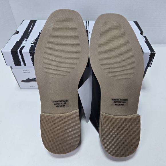 DV by Dolce Vita Flirty Black Loafers Women' Size 6 - Picture 7 of 9